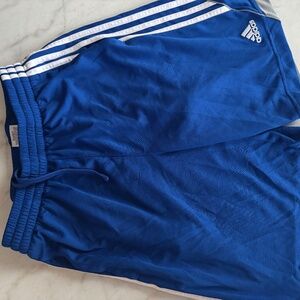 Adidas boys basketball shorts kids large 14/16